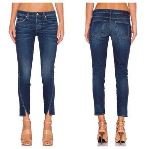 Amo Twist cropped jeans in Dive Bar wash